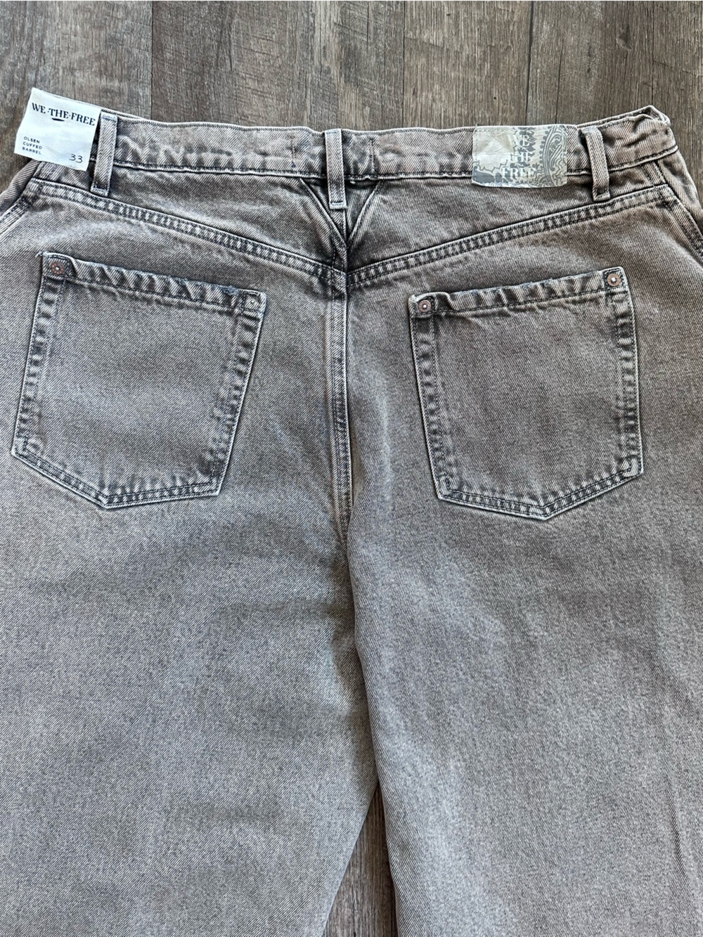 Free People Olsen Cuffed Barrel Size 33 NWT - Picture 12 of 13